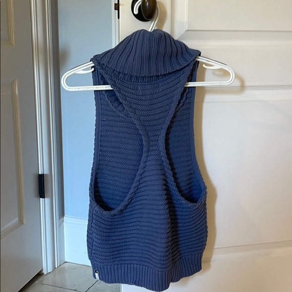 ONE TEASPOON TURTLE NECK SWEATER TANK - Picture 3 of 5